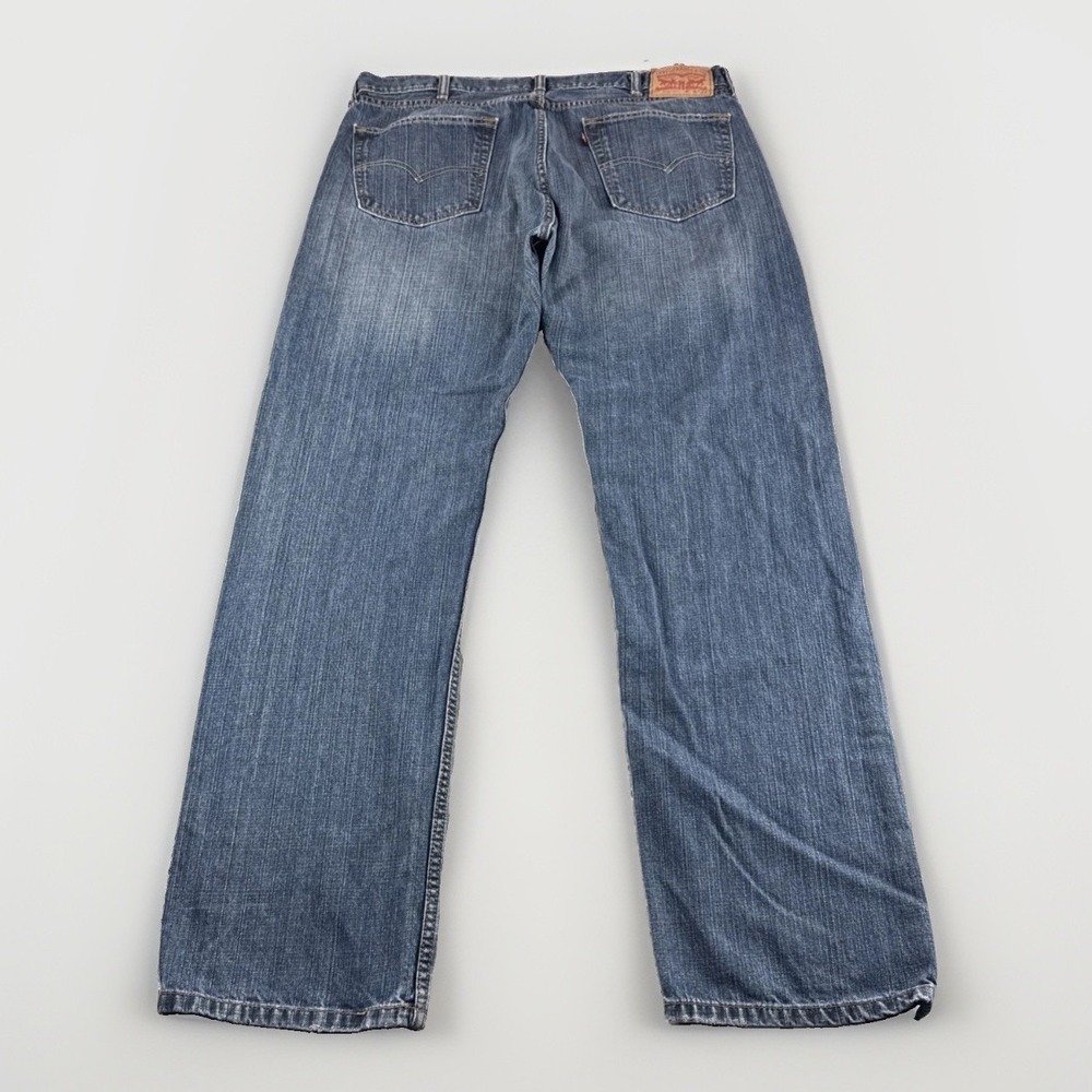 Levis 505 Jeans Mens 38x34 Regular Fit Straight Leg Blue Denim Pants Medium Wash